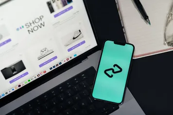 Revolución del Social Commerce: Cómo TikTok, Instagram y Pinterest Están Impulsando las Ventas Retail